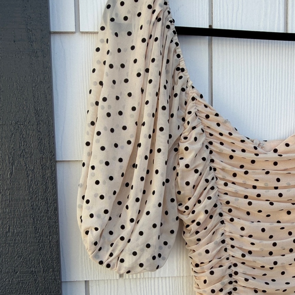 re:named Blush with Black Polka Dot Ruched Puff-Sleeve Mini Dress - Picture 4 of 8